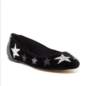 BCBG NWOT Ginger Star Flat